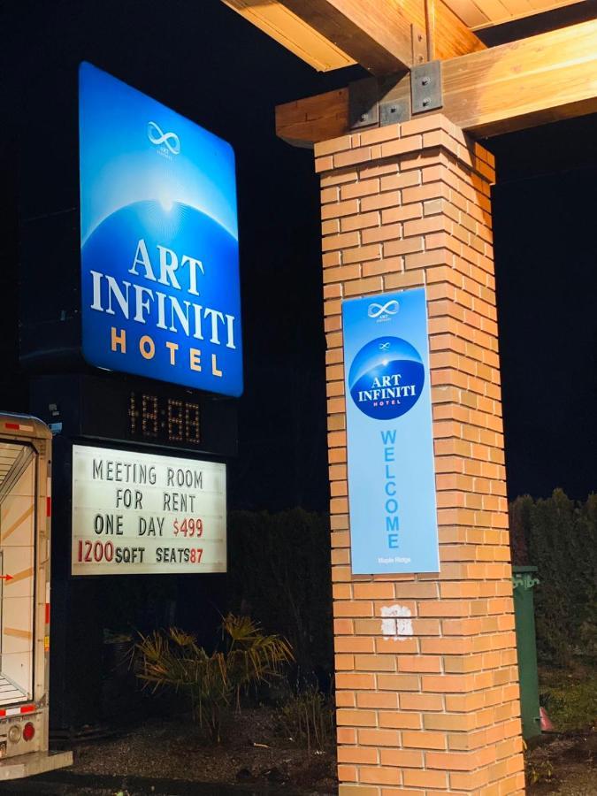 Art Infiniti Hotel Pitt Meadows Exterior photo